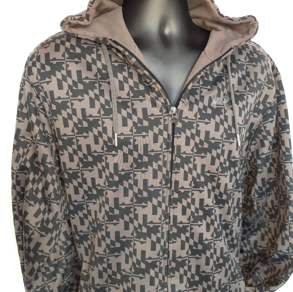Under Armour / Aztec Design Full Zip Hoodie Brown